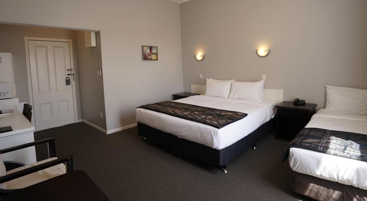Alpers Lodge & Conference Centre Оукланд Екстериор снимка
